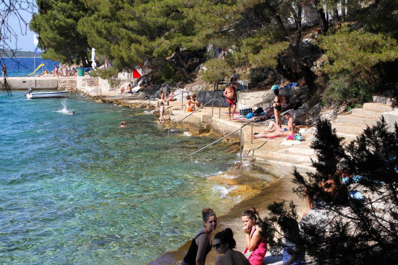 Apartments With A Parking Space Sali, Dugi Otok - 8181 Екстериор снимка