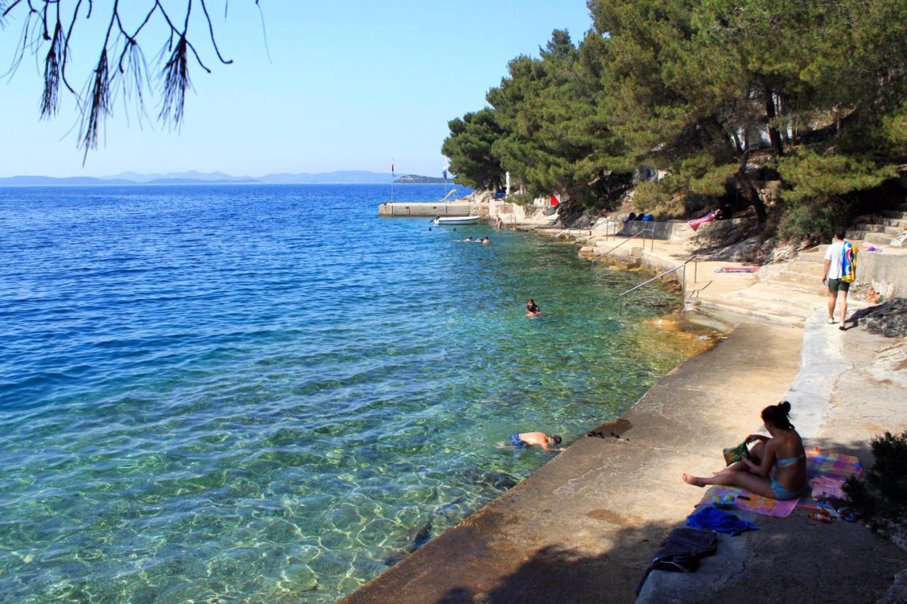 Apartments With A Parking Space Sali, Dugi Otok - 8181 Екстериор снимка