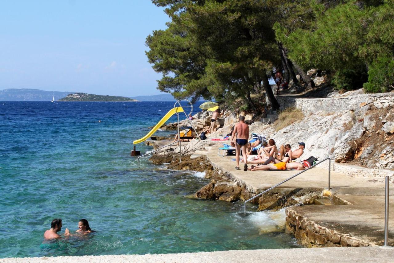Apartments With A Parking Space Sali, Dugi Otok - 8181 Екстериор снимка