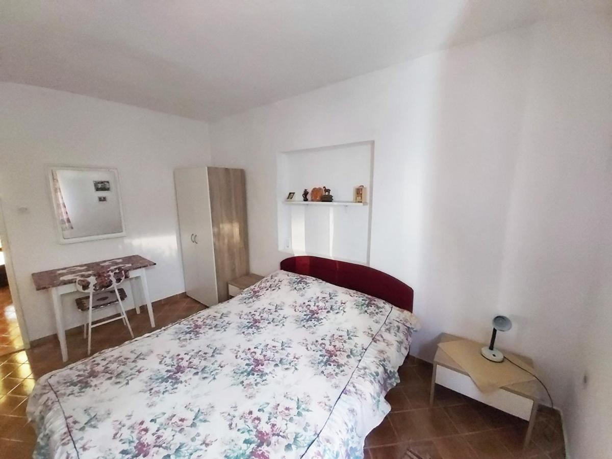 Apartments With A Parking Space Sali, Dugi Otok - 8181 Екстериор снимка