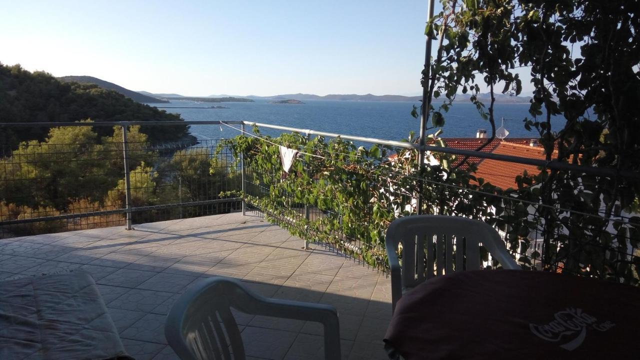 Apartments With A Parking Space Sali, Dugi Otok - 8181 Екстериор снимка