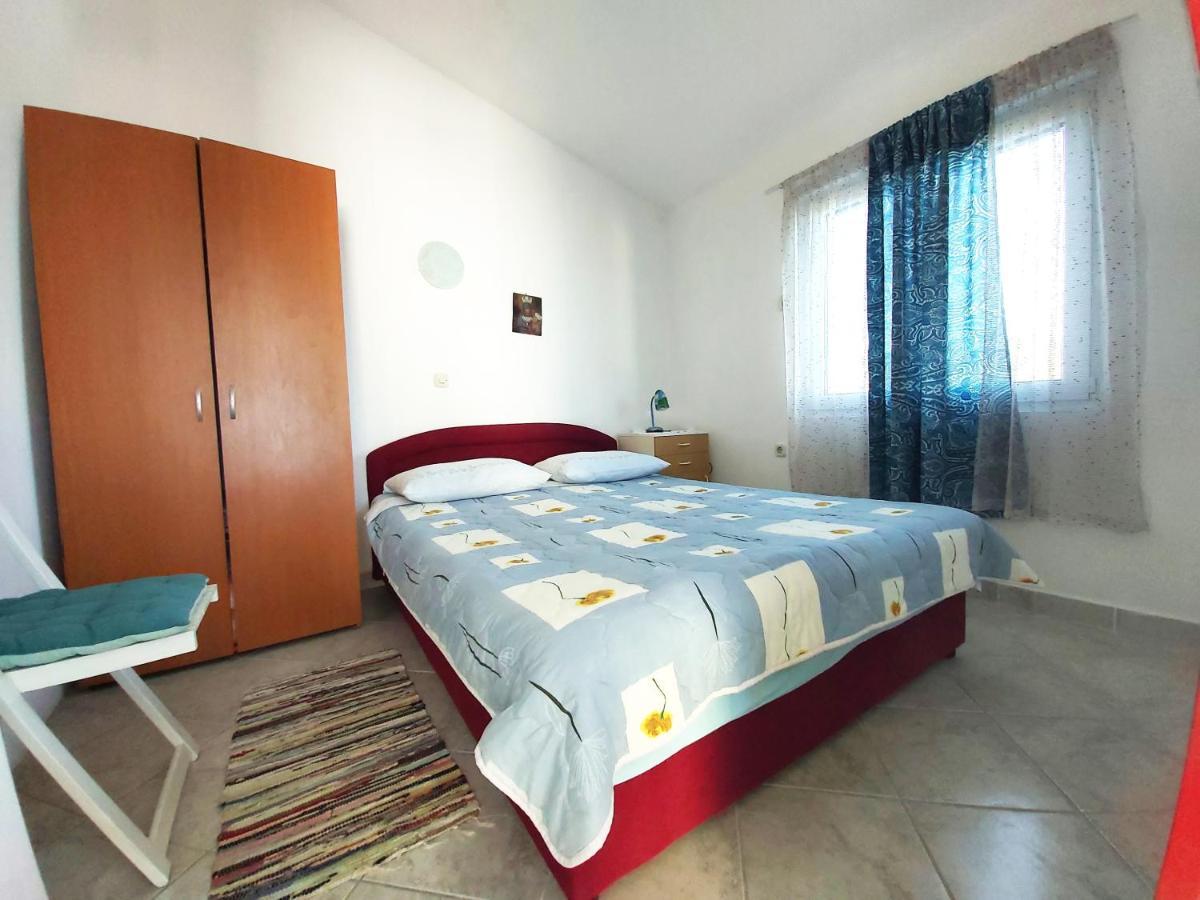 Apartments With A Parking Space Sali, Dugi Otok - 8181 Екстериор снимка